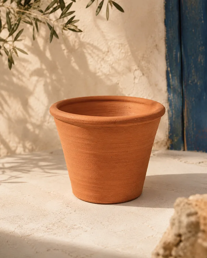 Classic Terracotta Pot in Natural Terracotta finish.