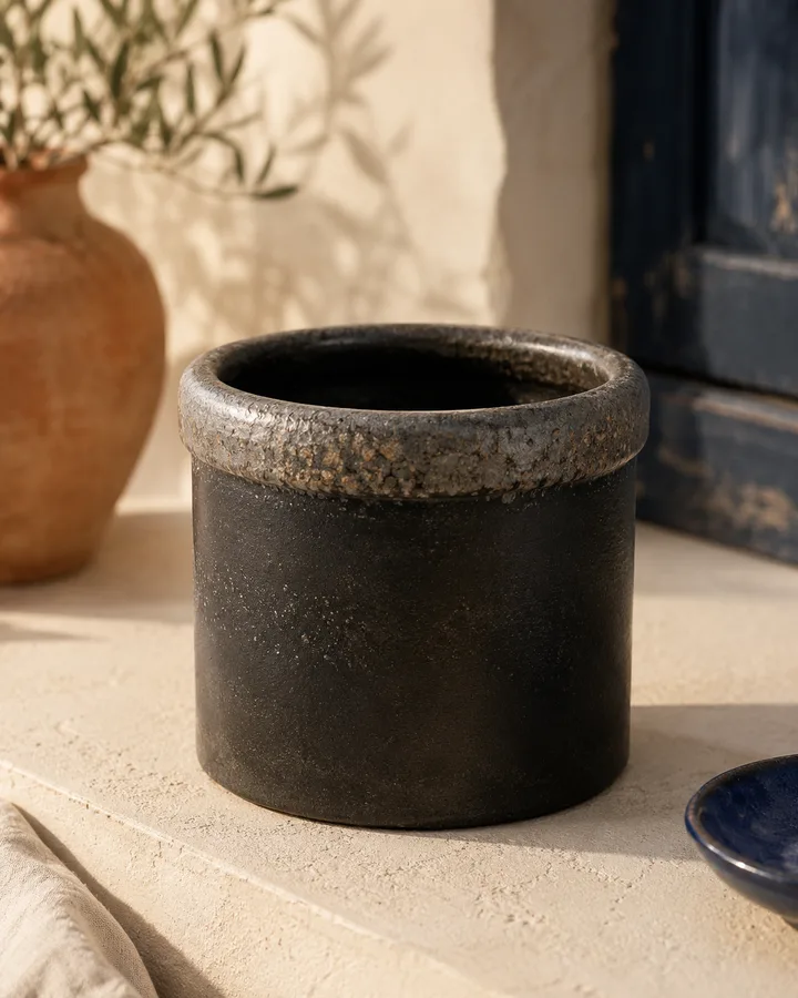 Glazed Rolled Rim Pot in Etna Black glaze.